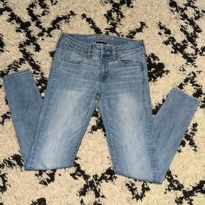 AE low or mid rise jegging